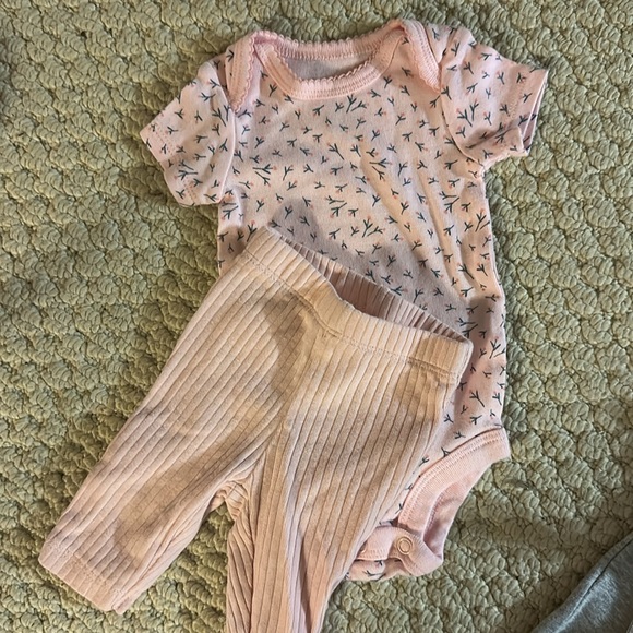 Newborn bundle - Picture 2 of 11